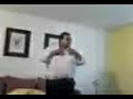 gori bailando