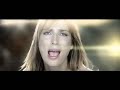 ángel y demonio es el primer sencillo de la tercera producción discográfica de carina ricco, titulada viaje personal. Este video corrió bajo la dirección de pedro castro y se filmó en los angeles, ca