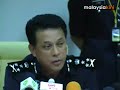 Cops explore options as Anwar defies order Cops explore options as Anwar defies order