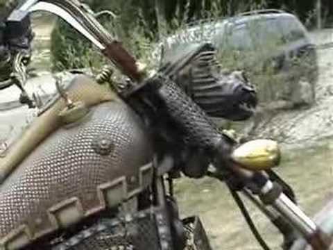 Excalibur la moto del Rey Arturo