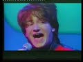 u2 perform 