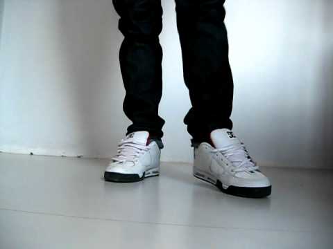 how to wear dc shoes with skinny jeans