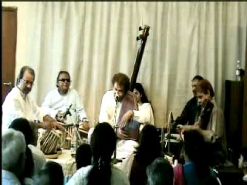 Ustad Raza Ali Khan-Gurji Todi Bhor Bhayee Ustad Raza Ali Khan-Gurji Todi Bhor Bhayee