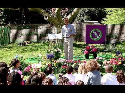 white - President Obama reads