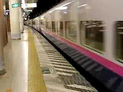 なすの276号上野発車