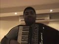 Liviu-Pustiu-canta-l