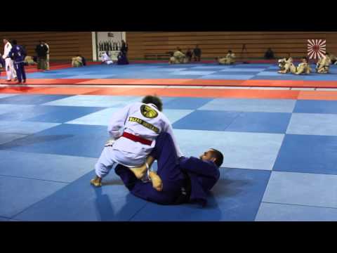 BJJ Red Belt Grand Master Hilton Leao rolling with Black Belts in Abu Dhabi