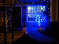 videos de Christmas apartment in Arlington, TX with naked man eating ice-cream