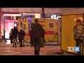 Rok 2008 skončil. Oslavy příchodu nového roku byly letos klidnější, než v předchozích letech, navzdory tomu měli záchranáři, hasiči a policisté celou noc plné ruce práce. Desítky zraněných lidí, hořící byty a menší šarvátky. I tak vypadal Silvestr v Česku.