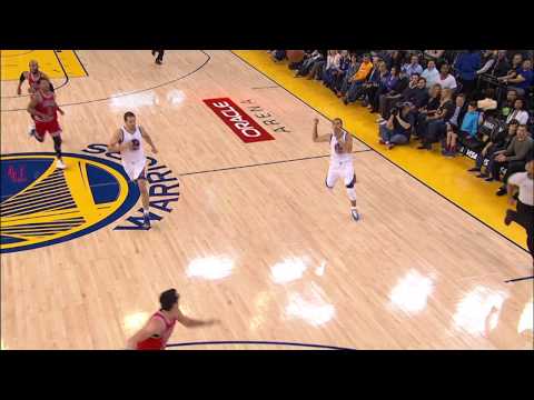 Curry Finds a High-Flying Barnes for the Alley-Oop