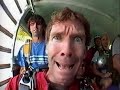 voici mon premier saut en parachute et non le dernier! cette version est celle courte avec la musique.