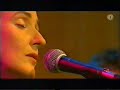 one of the most beautyful live records of lisa. just breath taking...