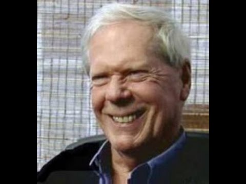 Paul Craig Roberts-Economy A Hoax & House Of Cards