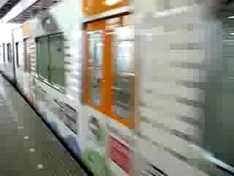 新型車両が近鉄側に
