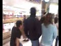 Nalgada a Juan