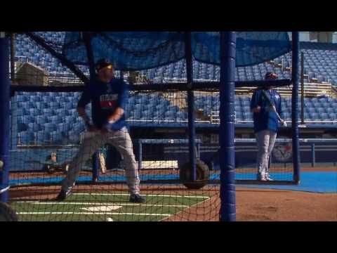 Video: Donaldson looking good taking batting practice with Blue Jays