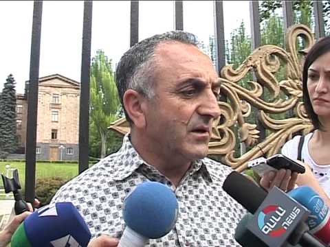 Ակցիա ԱԺ-ի մոտ.