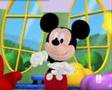 Mickey Mouse hot dog en español