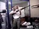 T-Rex Gewehr schießen lol