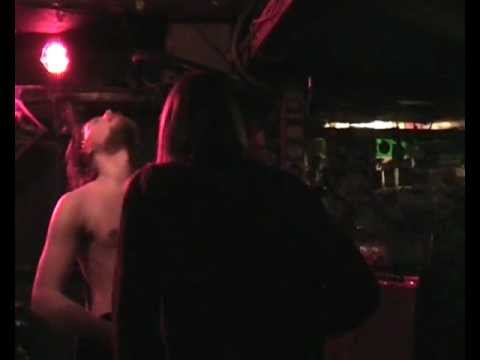 Youtube-videoupotus, klikkaa nähdäksesi!