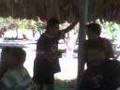 tomando en el rancho del panelita