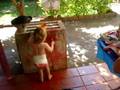 Gi Franco pintando