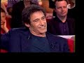 la presse s'est fait l'�cho de difficult�s rencontr�es lors du tournage des aventures de san-antonio (en juin 2003), dont g�rard lanvin et g�rard depardieu se disputent la vedette. des points de vue diff�rents ont oppos� le r�alisateur laurent touil-tartour (d�tenteur des droits d'adaptation au cin�ma et � la t�l�vision) et claude berri, le producteur. le casting a �t� revu en plein tournage et le budget diminu�. ainsi, jean-michel martial (qui devait interpr�ter monsieur blanc) a �t� remerci�, et une poign�e d'autres acteurs ont d� rendre leur tablier. le d�saccord entre les deux hommes a conduit claude berri � dessaisir laurent touil-tartour de la r�alisation pour la confier � un fid�le lieutenant de depardieu. d'importants �l�ments du sc�nario original �crit par laurent touil-tartour ont �galement �t� revus par la production. en particulier, l'id�e selon laquelle san-antonio serait dans le film non pas 