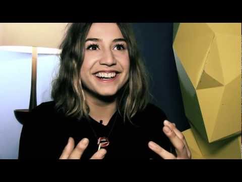 IZIA - Tomcast exclusif avec Izia à l'occasion de la sortie de son 2ème album