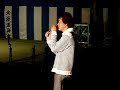 五十嵐さん、目の前で熱唱!! とてもラッキーなカップルですネ♪
