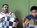 q roiioo biejonesps aquiiun bideo de primoguichillo de la profesiionacordionista i primera vozi mi compa bictorde la escuela de musica emusinsale poes al rato