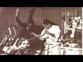 un omaggio a massimo raja un grande uomo grande percussionista
estremamente generoso,un ricordo del nostro gruppo di soli percussionisti sulla scena torinese e oltre negli anni 80 pulsar composto da mapo raja,gianni daniello,bruno genero,alberto bucci,e altri nel corso del tempo
