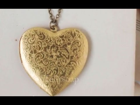 OMG!! Honey Singh gifted gold locket to the Shortlisted contestant of India Raw Star