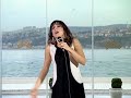 Funda Arar - Camdan Kalp Şeffaf Oda
