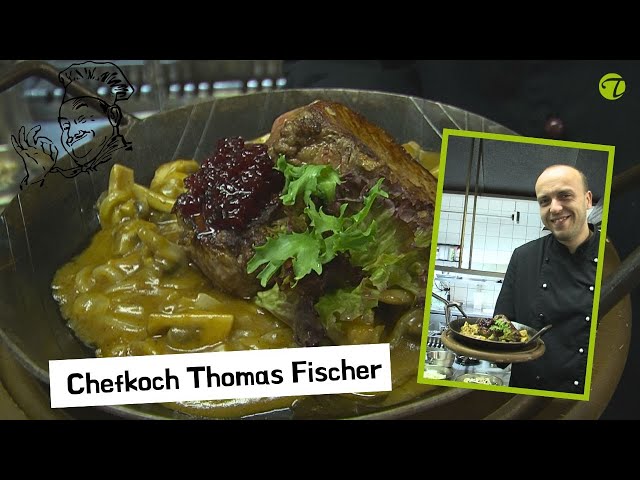 Saftige Wildschweinmedaillons auf sautierten Champignons Saftige Wildschweinmedaillons auf sautierten Champignons