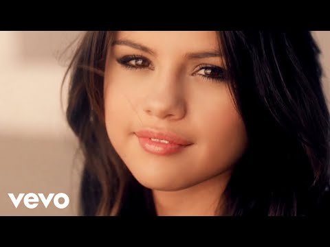 Selena Gomez & The Scene - Who Says lyrics