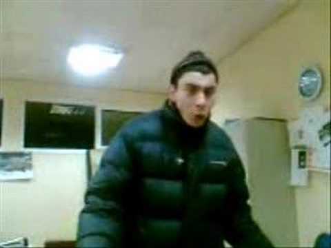 mpatsoi - blamenos mpatsos koroideui ena paidi pou tou exoun klepsi to mixanaki,,to exo stili se ola ta kanalia me mail alla sta arxidia toys na broun to kolompatso ka...