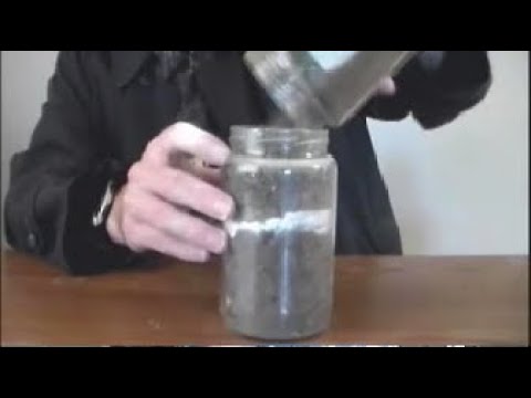 how to sinkholes form