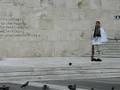 videos de Grecia 2008  plaza syntagma en Atenas. Evzones IV