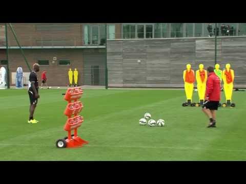 A 'magnifico' free-kick by Mario Balotelli