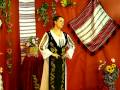 Ionela - Viorica Magda - Codrule cu frunza-n dunga
