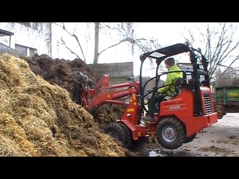 Mistladen mit unserem Schäffer 2028
