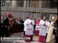 Nuevas imágenes de la agresión al Papa completo  el verdadero
