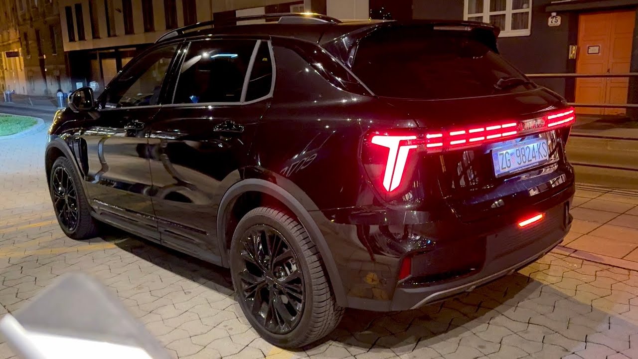 LYNK & C0 01 FACELIFT 2026 at night - IMPRESSIVE LED lights & ambient lighting European model