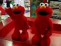 elmo tickles elmo cosquillas