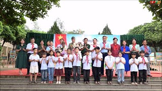 Nhà thiếu nhi thành phố phối hợp với Trường Tiểu học Đông Sơn tổ chức chương trình “Tiếp lửa Điện Biên – Thiếu nhi sẵn sàng” năm 2024
