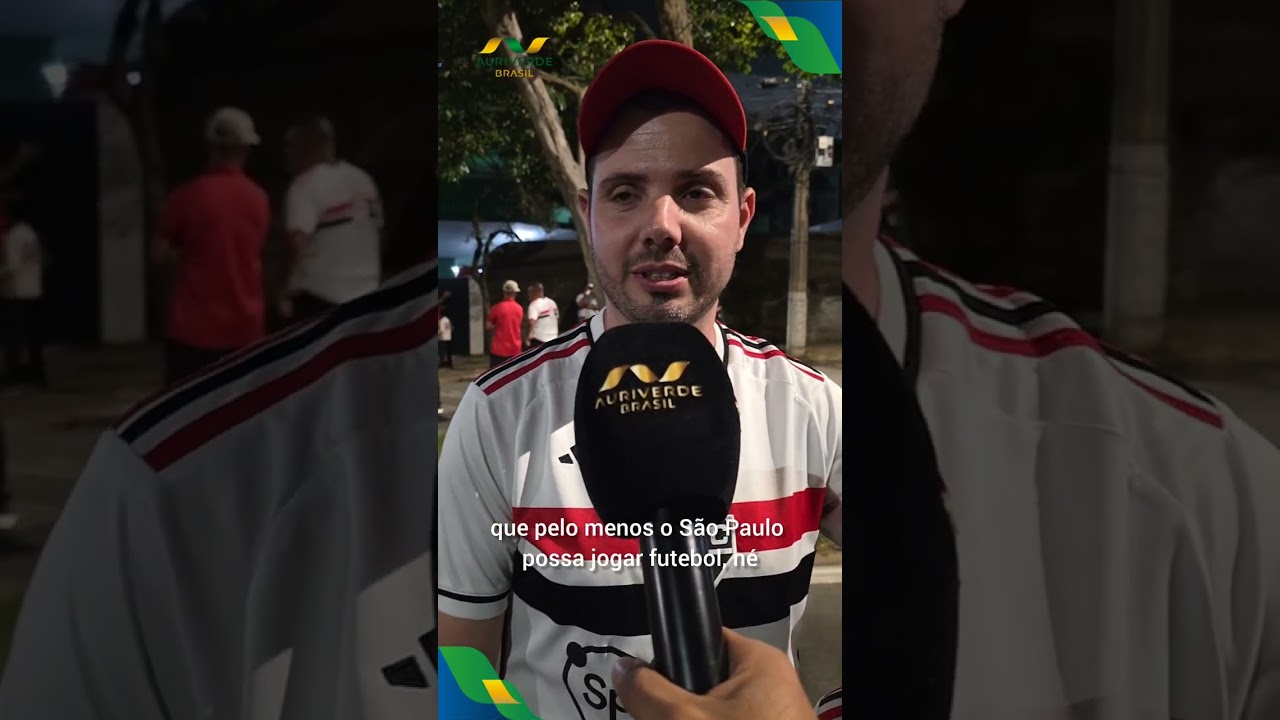 AURI VERDE REGISTRA TORCIDA DO SÃO PAULO
