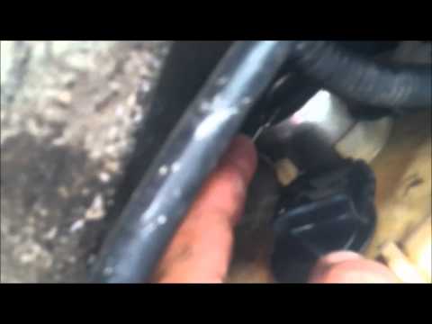 How to replace the fuel filter / pressure regulator on a 2003 Dodge Neon (2000 – 2005)