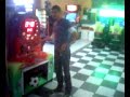 saul batiendo el record de la máquina de penales de jaito
