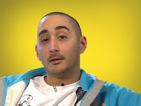 Clixoom - http://www.facebook.com/clixoom Eko Fresh erzählt im Clixoom Interview über sein Deal mit Bushido, seinen Drogenkonsum und die Auswirkungen seines frühen Erf...