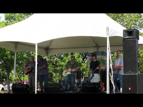 Trailer Park UFOs (live at Chesapeake Bay Wine Fest)